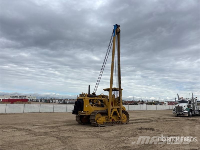 CAT D8K Pipelayer w/ 2000 Midwestern M583 Conversion Rohrverlegeraupen