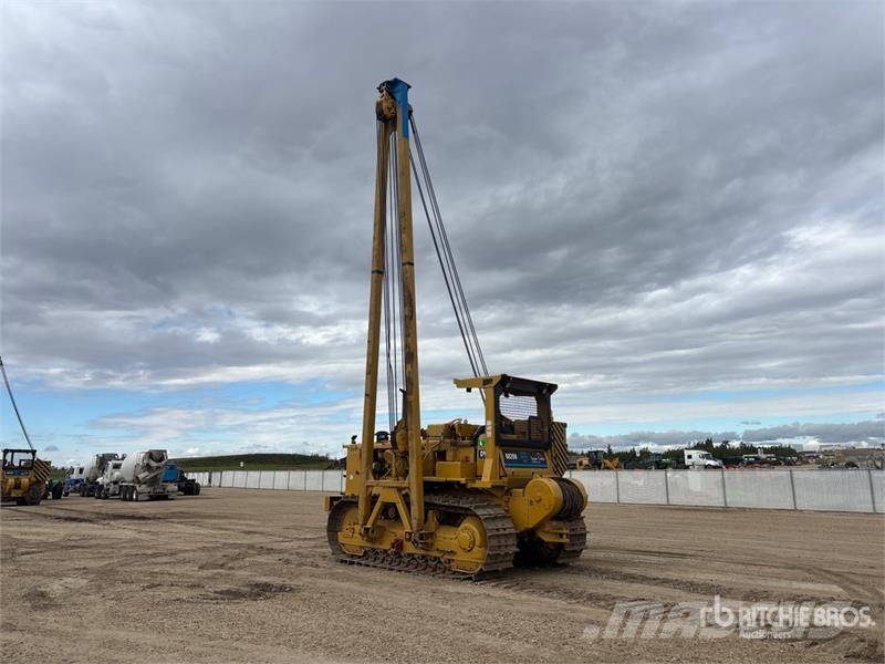 CAT D8K Pipelayer w/ 2000 Midwestern M583 Conversion Rohrverlegeraupen