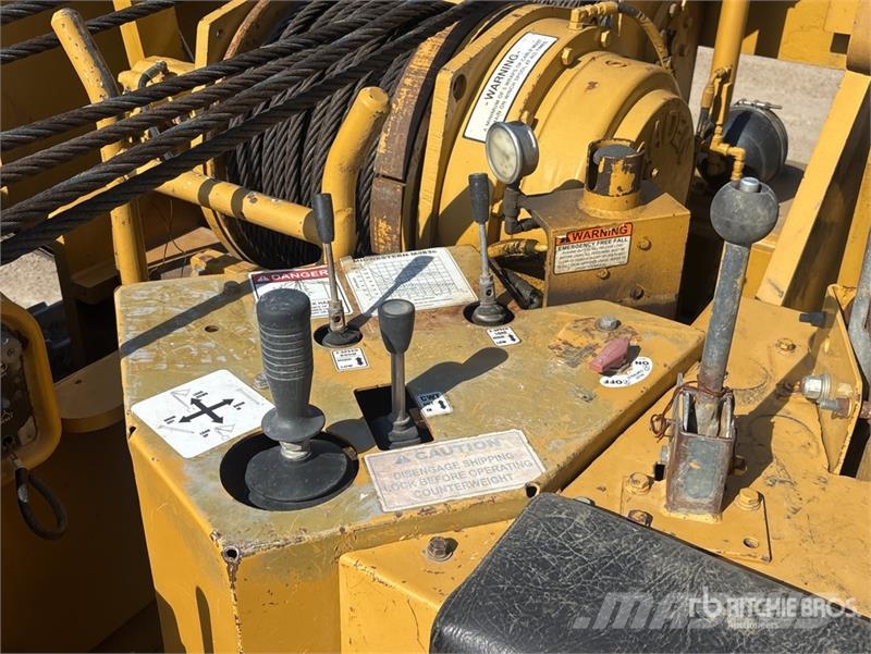 CAT D8K Pipelayer w/ 2000 Midwestern M583 Conversion Rohrverlegeraupen