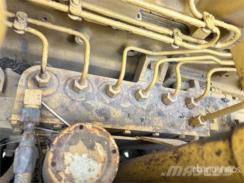 CAT D8N 履帶推土機