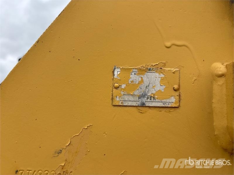 CAT D8N 履帶推土機