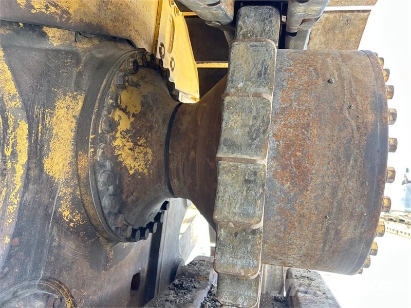 CAT D8N 履帶推土機