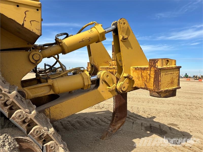 CAT D8N 履帶推土機
