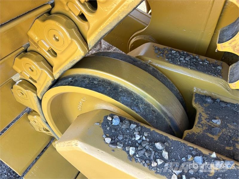 CAT D8R Buldožeri guseničari