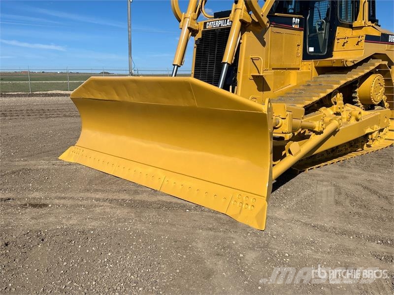 CAT D8R Buldožeri guseničari