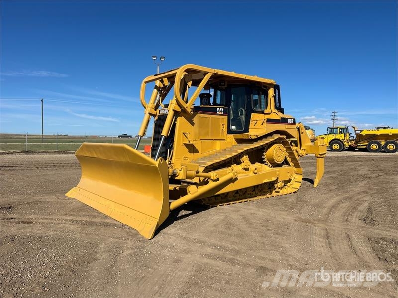CAT D8R Buldožeri guseničari