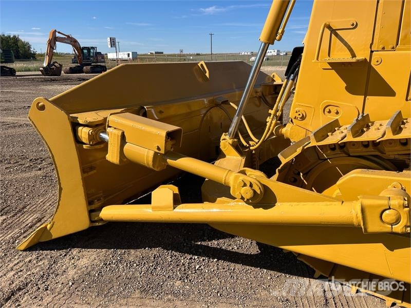 CAT D8R Buldožeri guseničari