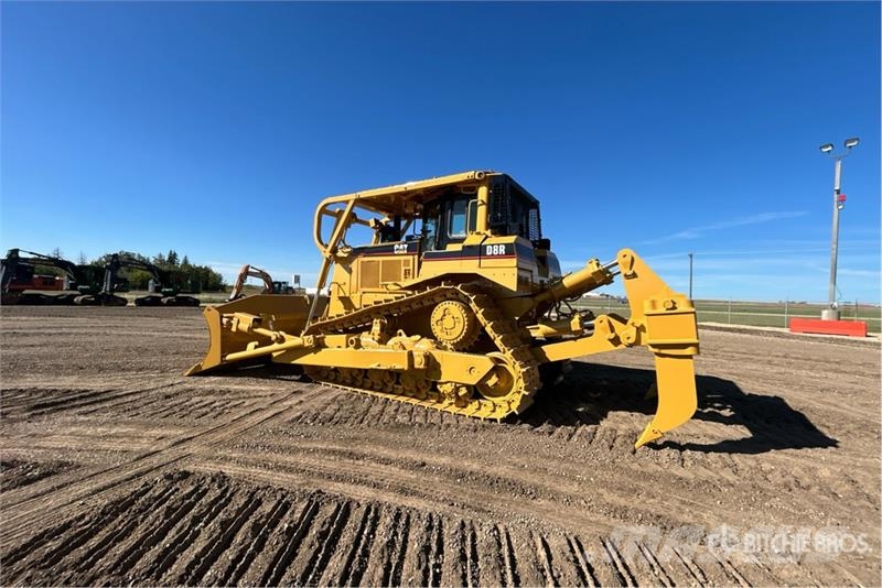 CAT D8R Buldožeri guseničari
