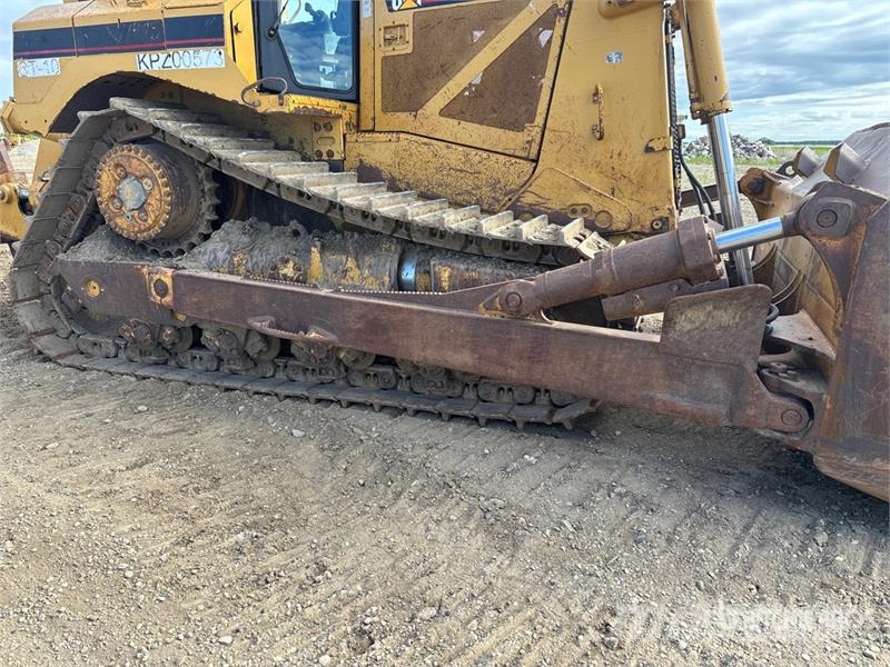 CAT D8T 履帶推土機