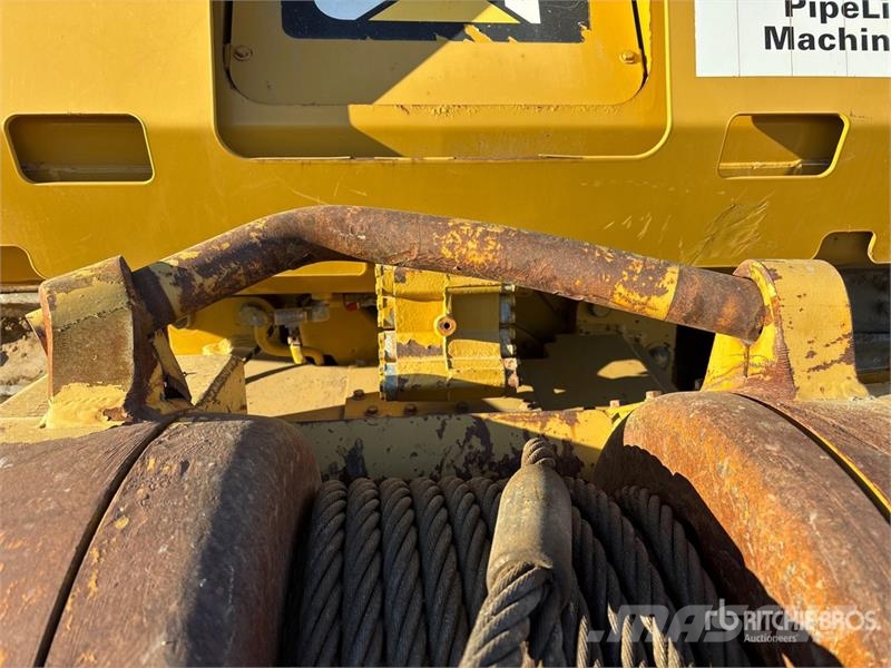 CAT D8T ブルドーザー