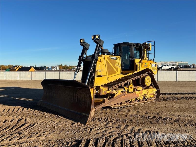 CAT D8T ブルドーザー