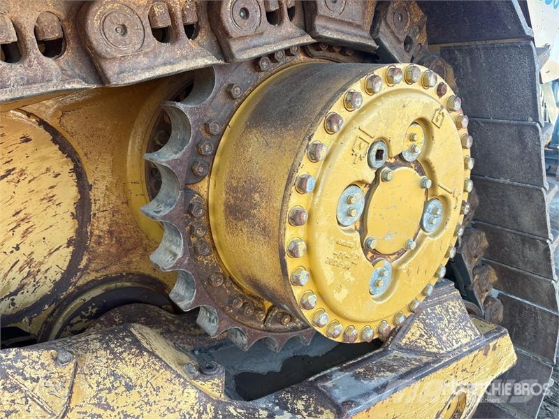 CAT D8T ブルドーザー