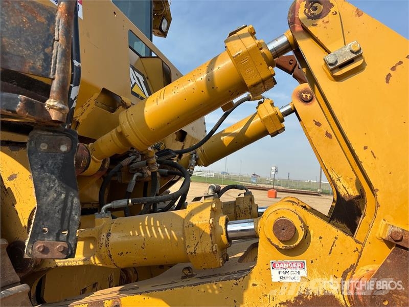 CAT D8T Rupsdozers