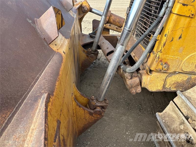 CAT D8T Гусеничні бульдозери