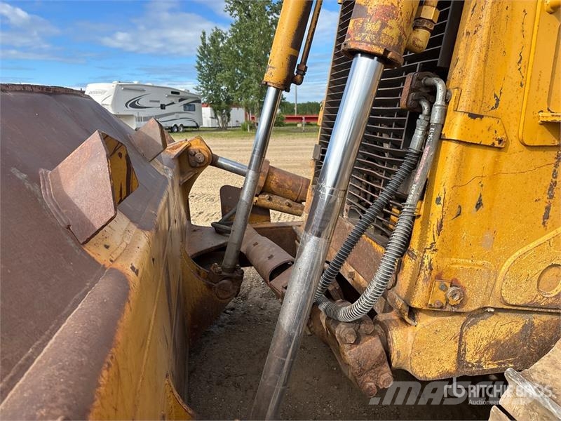 CAT D8T 履帶推土機