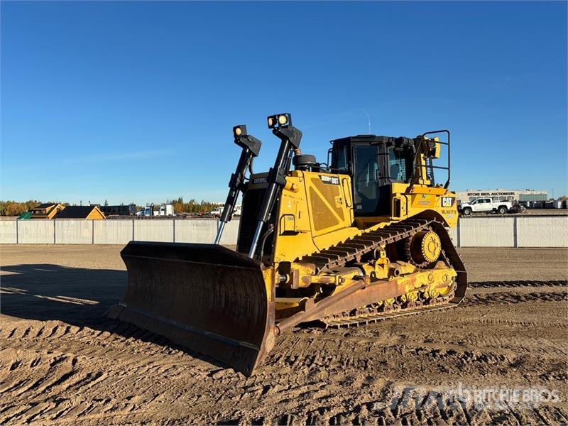 CAT D8T ブルドーザー