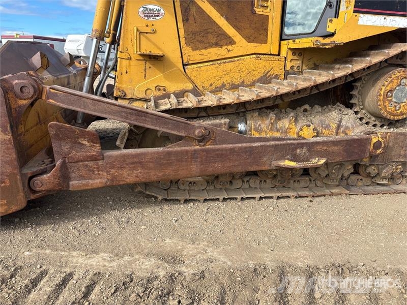 CAT D8T Гусеничні бульдозери