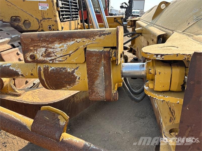 CAT D8T Rupsdozers