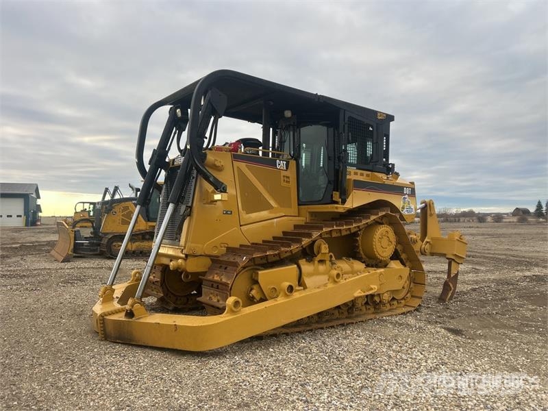 CAT D8T Bulldozer