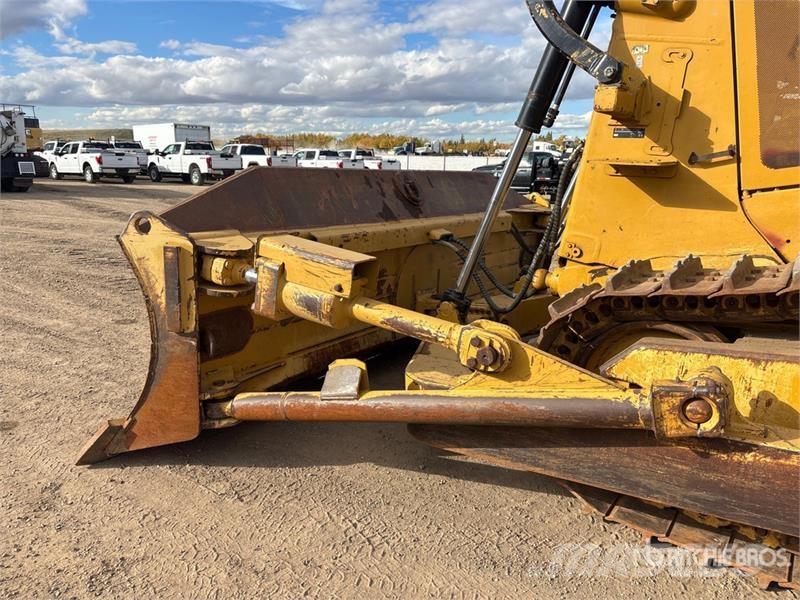 CAT D8T ブルドーザー