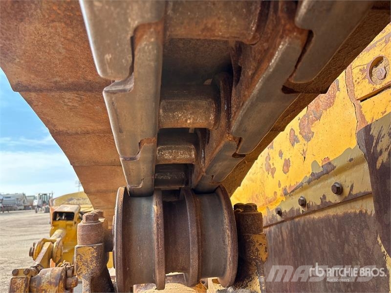 CAT D8T Rupsdozers
