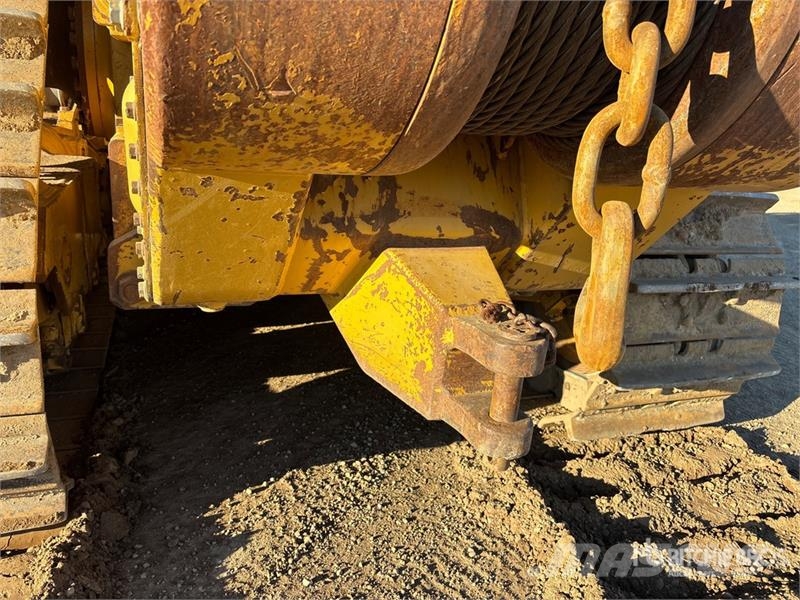 CAT D8T ブルドーザー