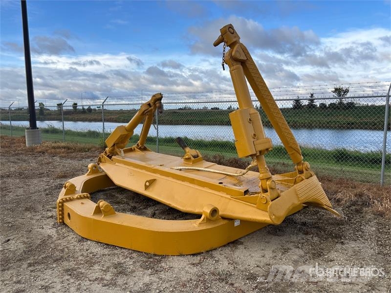 CAT D8T نصول