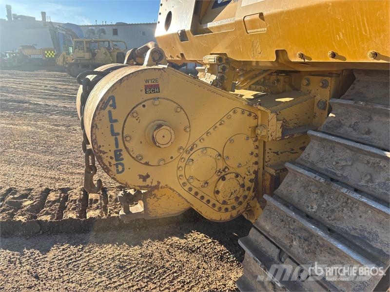 CAT D8T ブルドーザー