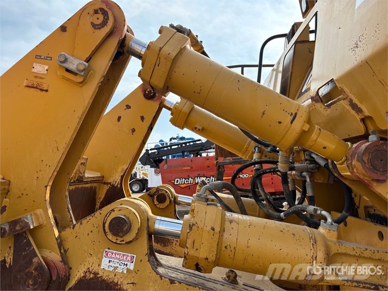 CAT D8T Rupsdozers