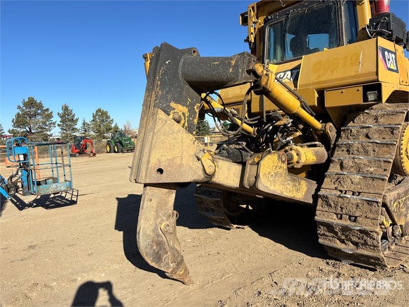 CAT D9 Crawler Dozer Kāpurķēžu buldozeri