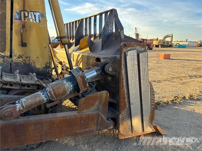 CAT D9 Crawler Dozer Buldožeri guseničari