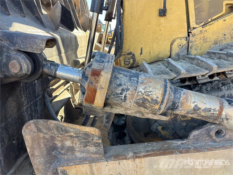 CAT D9 Crawler Dozer Kāpurķēžu buldozeri