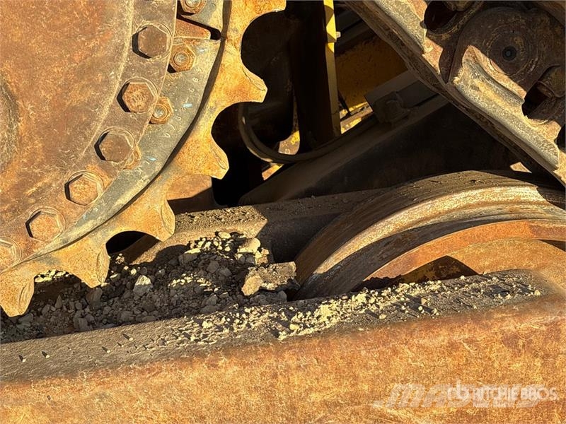 CAT D9 Crawler Dozer Buldožeri guseničari