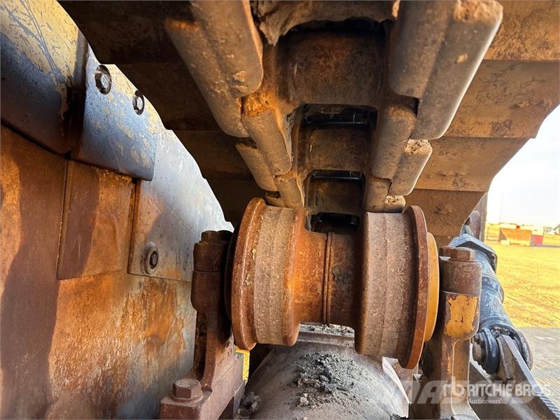 CAT D9 Crawler Dozer Buldožeri guseničari