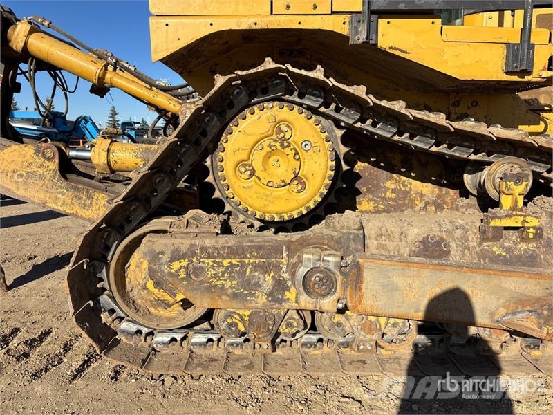 CAT D9 Crawler Dozer Kāpurķēžu buldozeri