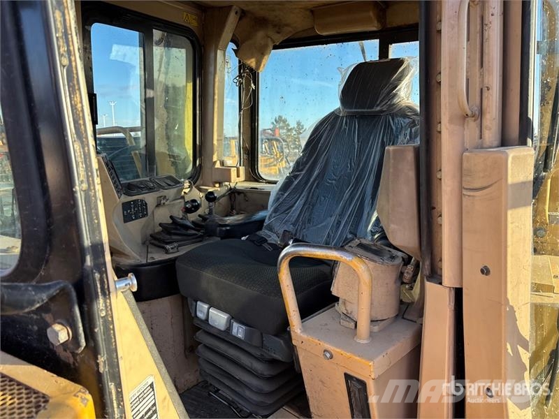 CAT D9R Buldozer sobre oruga