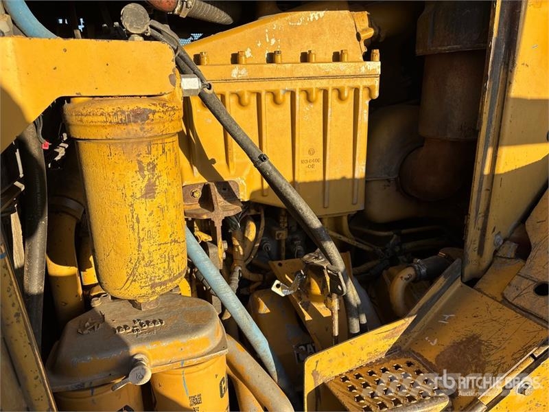 CAT D9R Buldozer sobre oruga