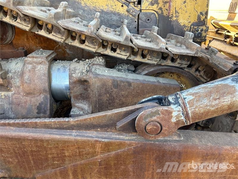 CAT D9R Buldozer sobre oruga
