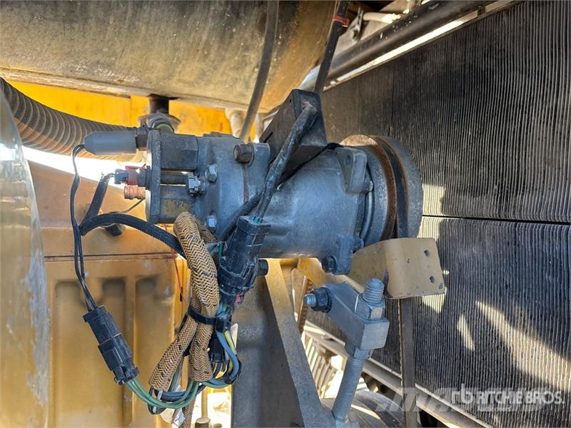 CAT D9R Buldozer sobre oruga