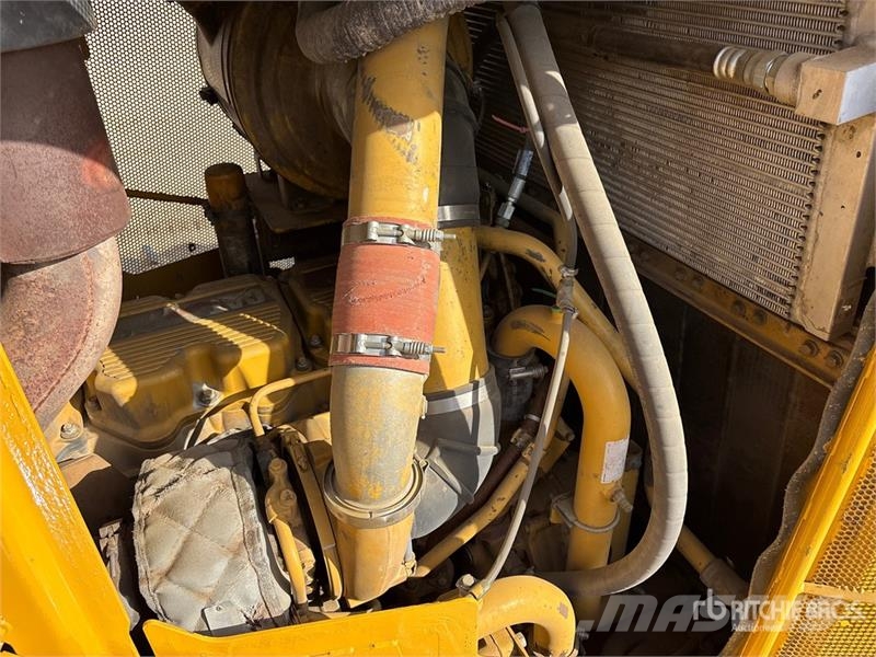 CAT D9T Crawler Dozer lánctalpas dózerek