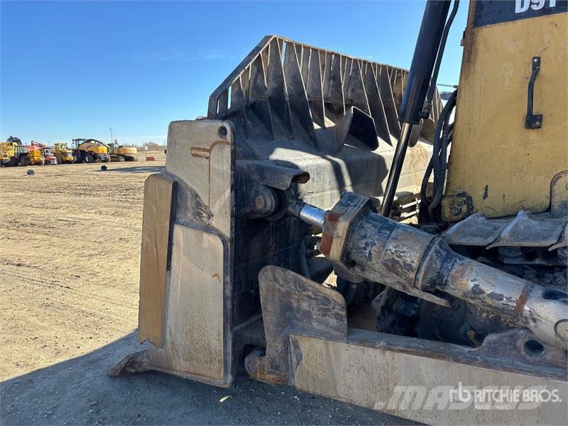 CAT D9T Crawler Dozer Buldozer sobre oruga