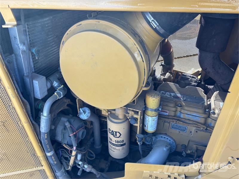 CAT D9T Crawler Dozer lánctalpas dózerek