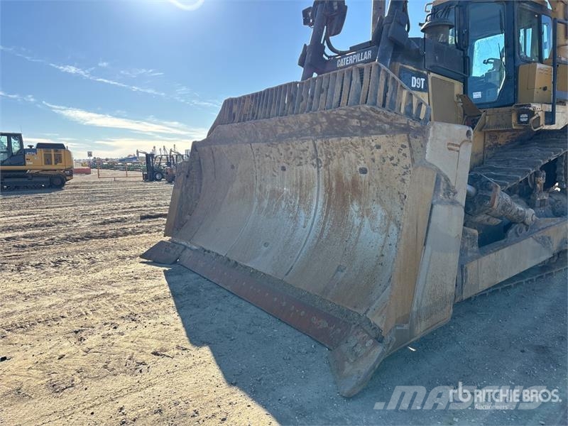 CAT D9T Crawler Dozer Buldozer sobre oruga