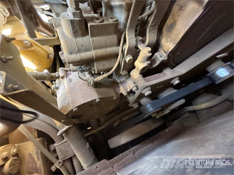 CAT D9T Crawler Dozer lánctalpas dózerek