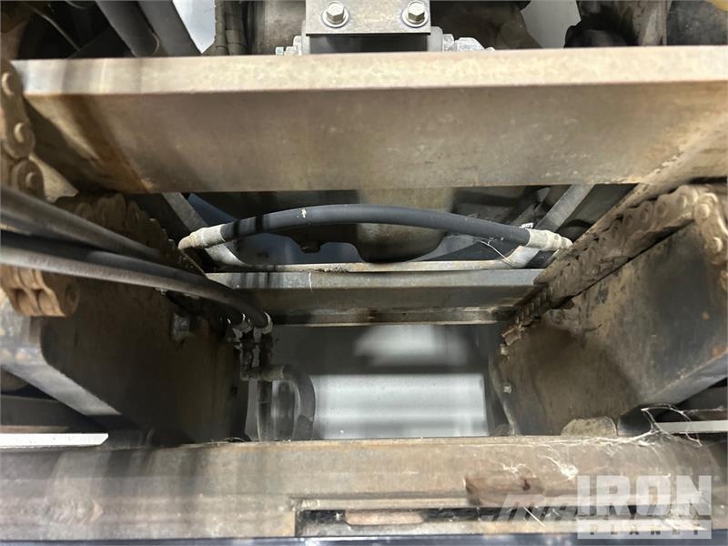 CAT DP 40 8000 lb Pneumatic Tire Forklift Інше