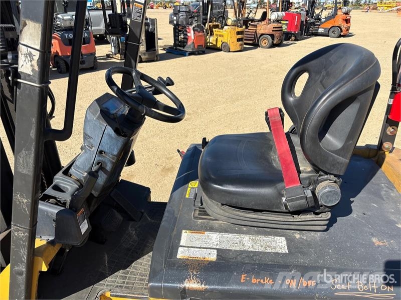 CAT E6500 4000 lb Electric Forklift 전동 지게차