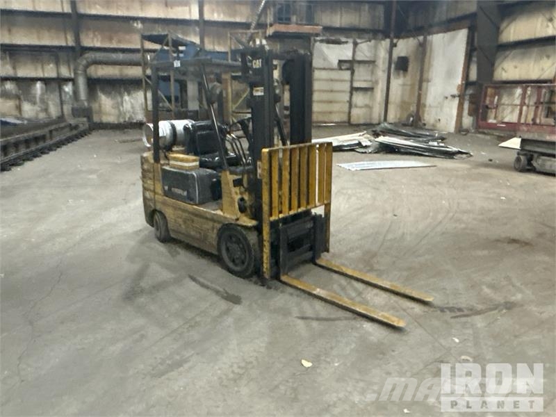 CAT GC25 4650 lb Forklift Kahveltõstukid - muud