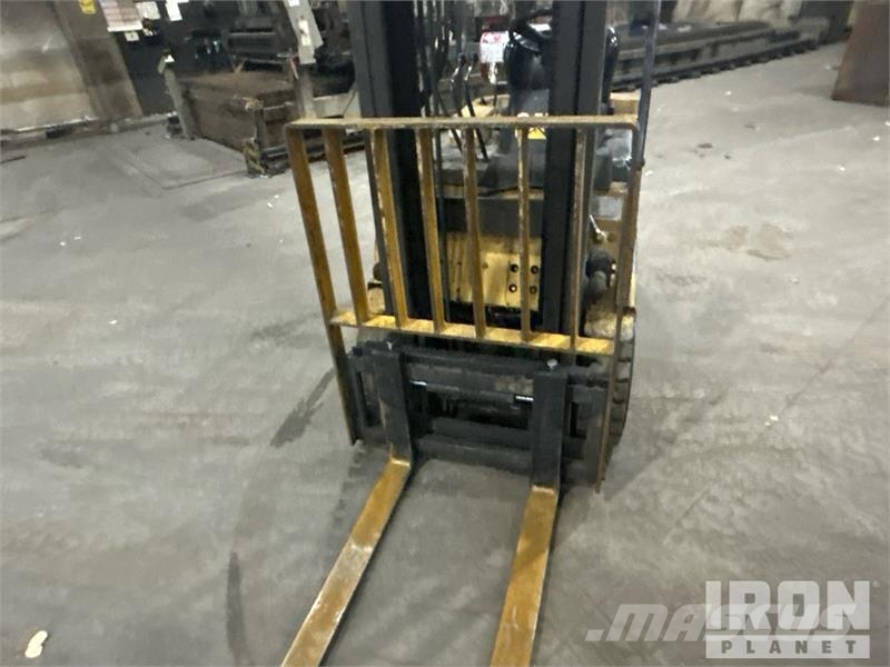 CAT GC25 4650 lb Forklift Kahveltõstukid - muud