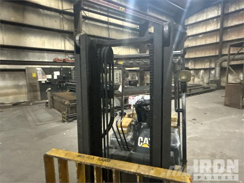 CAT GC25 4650 lb Forklift Kahveltõstukid - muud