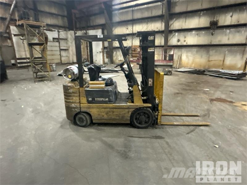 CAT GC25 4650 lb Forklift Kahveltõstukid - muud